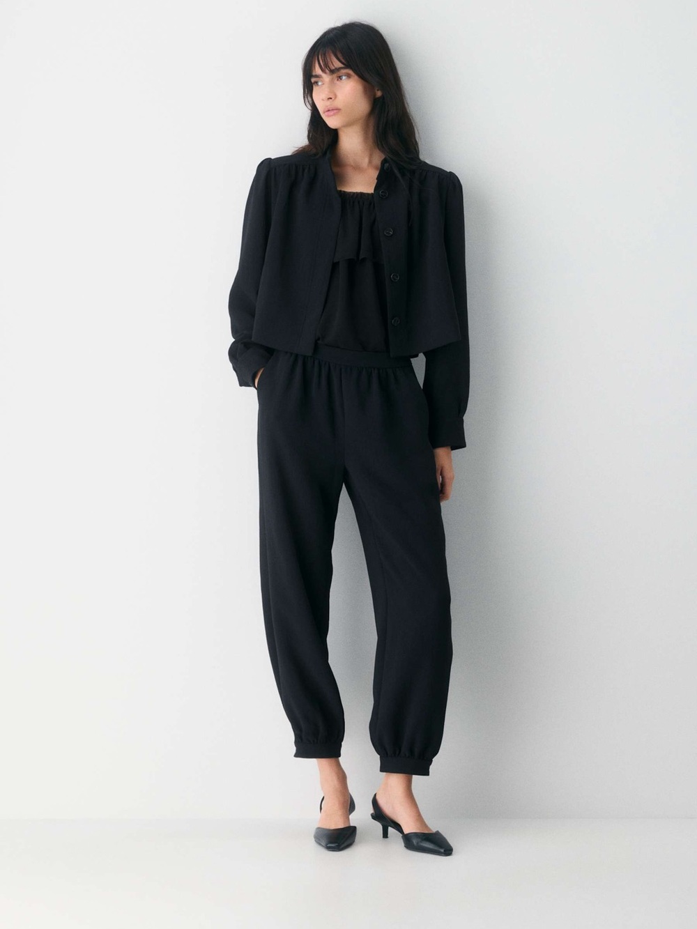 Wilfred Aritzia Saffron Pant Crepette Relaxed High Rise Balloon Drape Black